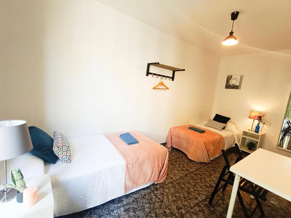 By Plaza Urquinaona Rooms Barcelona Eksteriør billede